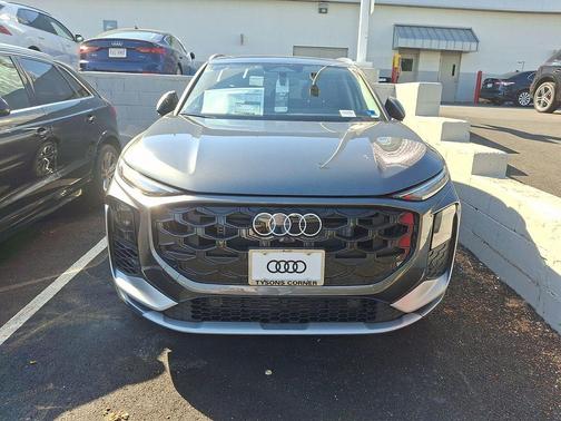 Daytona Gray Pearl Effect 2026 Audi Q3 TFSI quattro S tronic