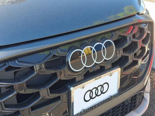 Daytona Gray Pearl Effect 2026 Audi Q3 TFSI quattro S tronic