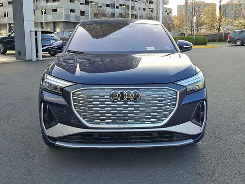 2025 Audi Q4 e-tron Sportback Premium Plus 55 quattro