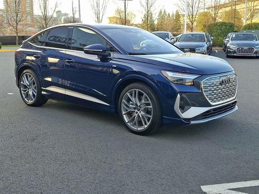 2025 Audi Q4 e-tron Sportback Premium Plus 55 quattro