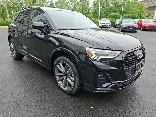 2024 Audi Q3 Premium 45 TFSI S line quattro Tiptronic