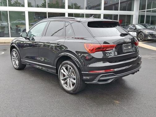 2024 Audi Q3 Premium 45 TFSI S line quattro Tiptronic