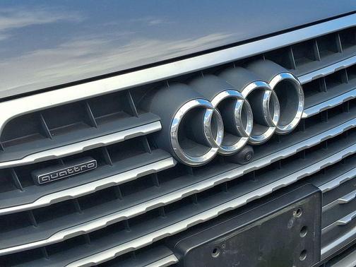 2019 Audi Q7 55 Premium Plus
