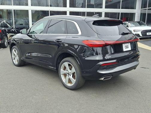 2025 Audi Q5 Premium Plus TFSI quattro S tronic