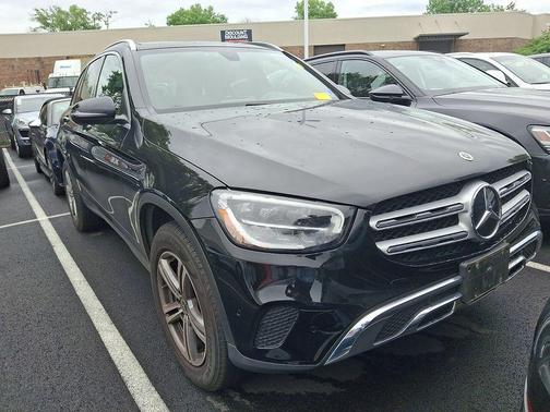 Black 2021 Mercedes-Benz GLC 300 4MATIC