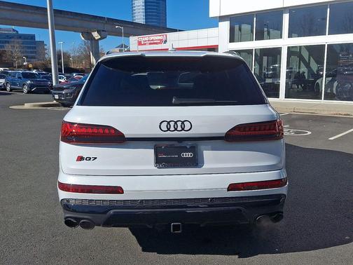 2023 Audi SQ7 4.0T Premium Plus