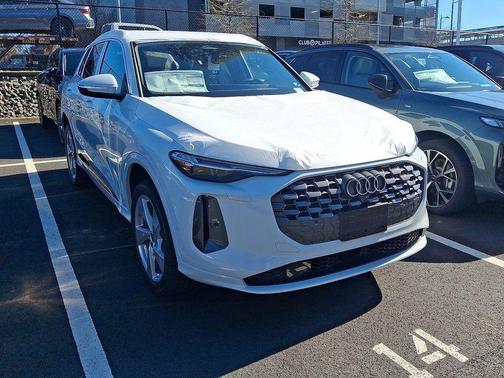 2026 Audi Q5 Premium Plus TFSI quattro S tronic