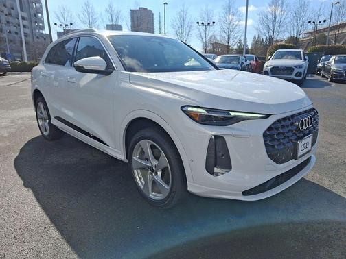 2026 Audi Q5 Premium Plus TFSI quattro S tronic