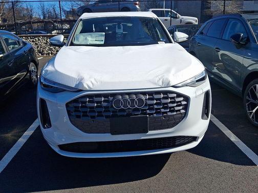 2026 Audi Q5 Premium Plus TFSI quattro S tronic