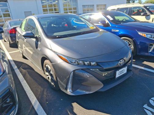 2022 Toyota Prius Prime XLE