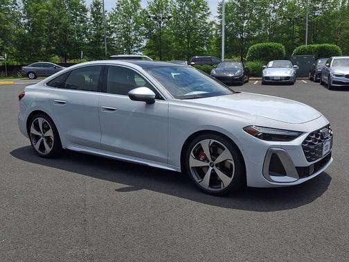 Glacier White Metallic 2026 Audi S5 Premium Plus TFSI quattro S tronic