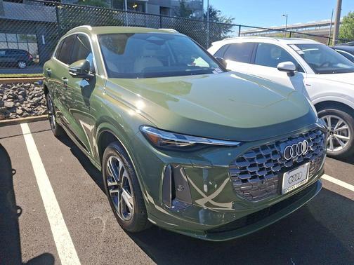 2025 Audi Q5 Premium