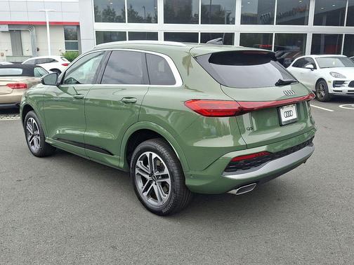 2025 Audi Q5 Premium
