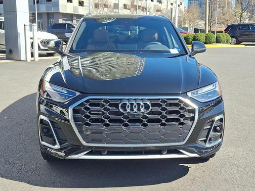 Black Metallic 2025 Audi Q5 55 S line Premium Plus