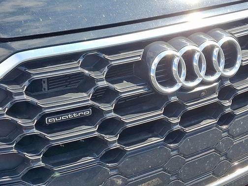 2025 Audi Q5 55 S line Premium Plus