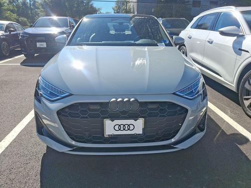 Arrow Gray Pearl Effect 2026 Audi A3 Premium