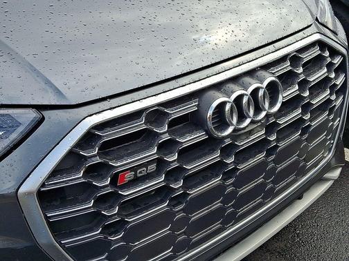 Daytona Gray Pearl Effect 2022 Audi SQ5 3.0T Premium Plus
