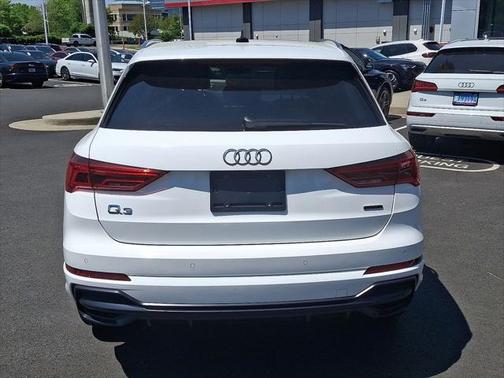 2022 Audi Q3 45 S line Premium