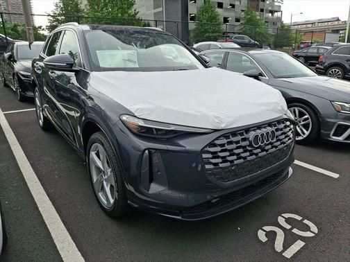 2025 Audi Q5 Premium Plus
