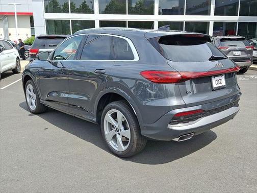 2025 Audi Q5 Premium Plus