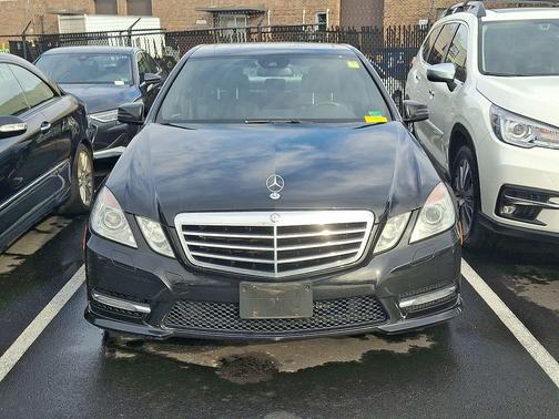 2013 Mercedes-Benz E-Class 4MATIC