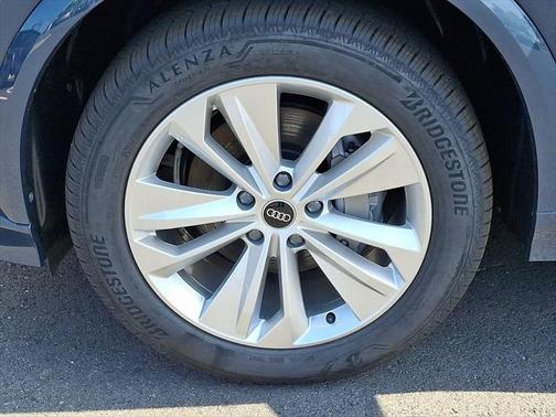 2025 Audi Q6 e-tron Premium