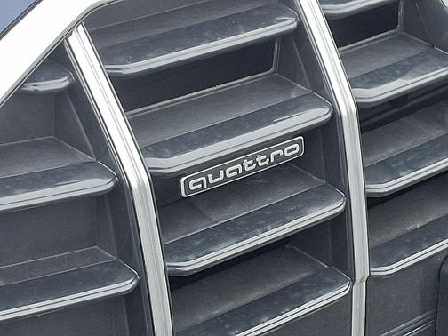 2023 Audi Q5 40 Premium Plus