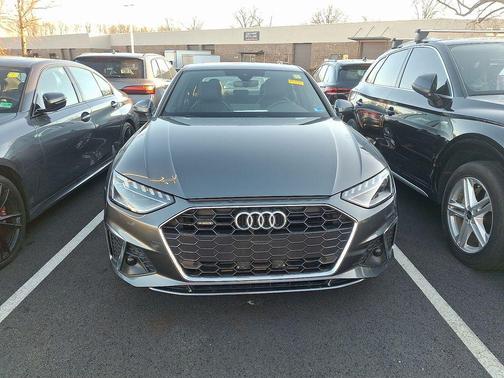 2023 Audi A4 45 S line Premium