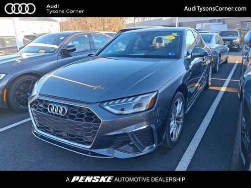2023 Audi A4 45 S line Premium