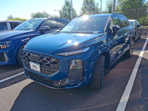 Malpelo Blue Metallic 2026 Audi Q3 TFSI quattro S tronic