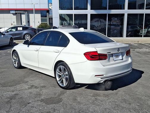 2018 BMW 330 xDrive