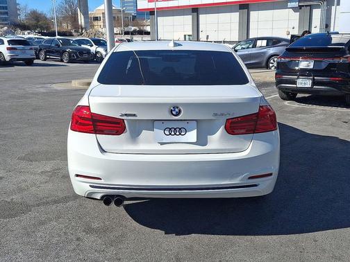 2018 BMW 330 xDrive