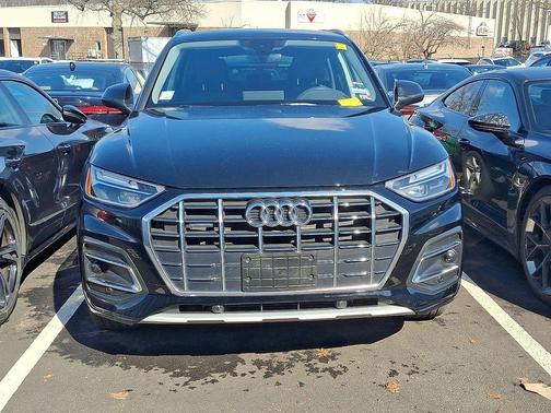 2023 Audi Q5 40 Premium