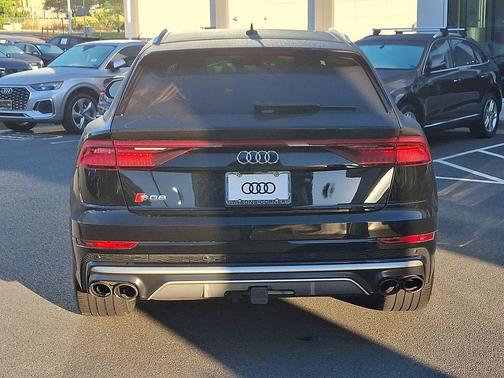 Mythos Black Metallic 2022 Audi SQ8 4.0T Premium Plus