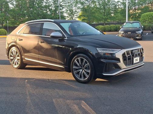 Mythos Black Metallic 2022 Audi SQ8 4.0T Premium Plus