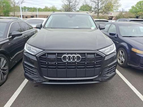 2022 Audi Q7 55 Premium Plus