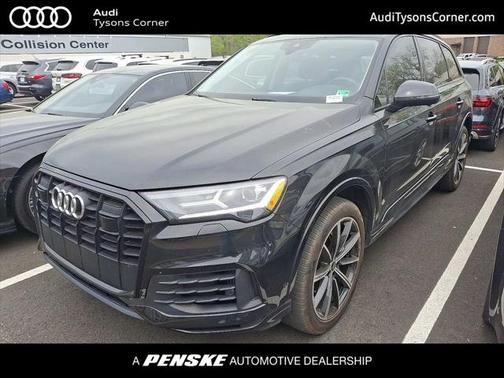 2022 Audi Q7 55 Premium Plus