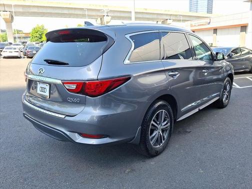 2017 INFINITI QX60 Base