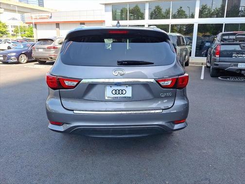 2017 INFINITI QX60 Base