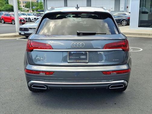2022 Audi Q5 45 S line Premium Plus