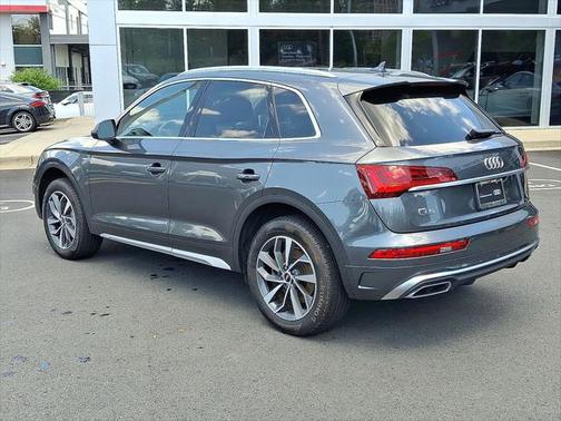 2022 Audi Q5 45 S line Premium Plus