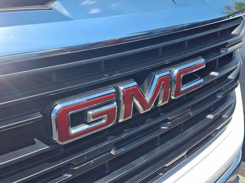 Summit White 2024 GMC Sierra 1500 Pro