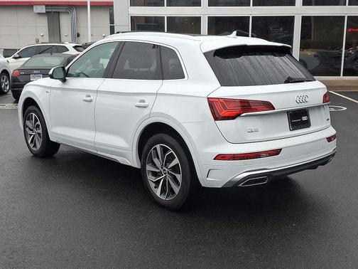 2022 Audi Q5 45 S line Premium