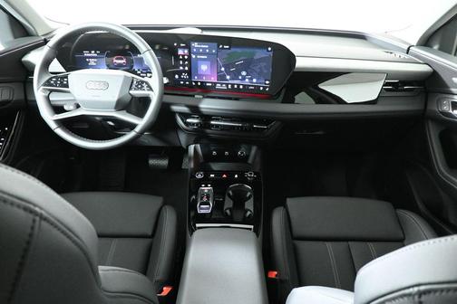 2025 Audi Q6 e-tron Premium Plus quattro