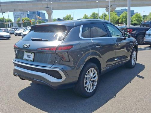 Daytona Gray Pearl Effect 2026 Audi Q3 TFSI quattro S tronic