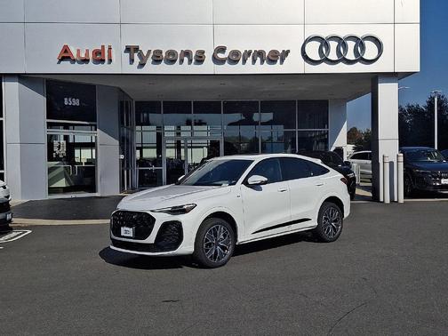 Glacier White Metallic 2026 Audi Q5 Sportback Premium Plus TFSI quattro S tronic