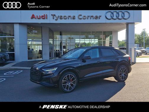 Mythos Black Metallic 2023 Audi Q8 55 Premium Plus
