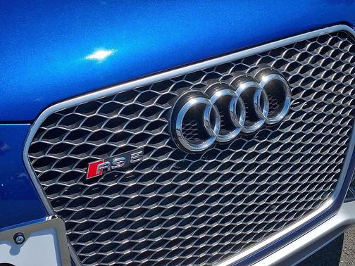 Sepang Blue Pearl Effect 2014 Audi RS 5 4.2