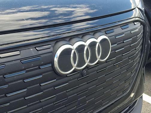 Mythos Black Metallic 2023 Audi Q4 e-tron Premium Plus 50 quattro