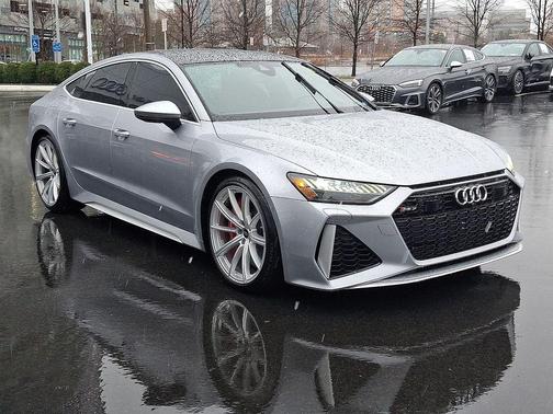 2023 Audi RS 7 4.0T